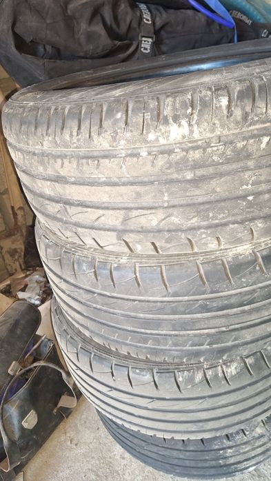 225/55R16 продаю