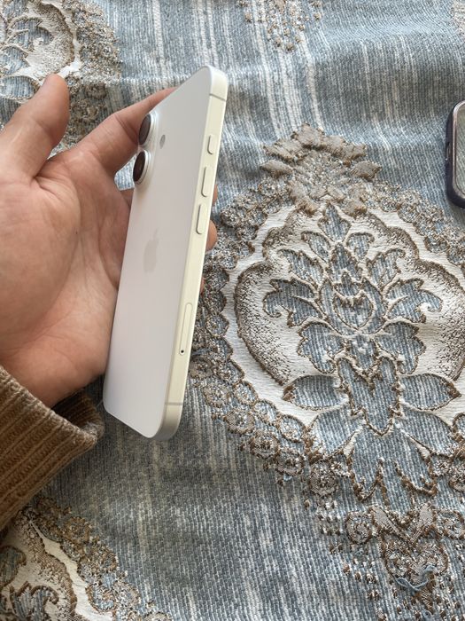 Продам iPhone 16   128гб