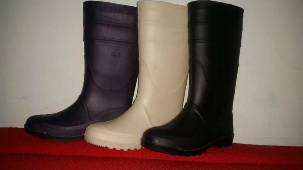 Сапоги резиновые. продам