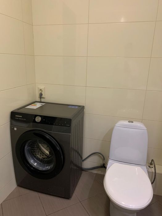 Продам трехкомнатную квартиру