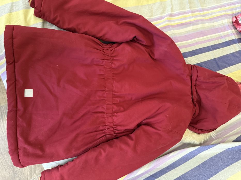 Продам куртку парку для девочки на 10-11 лет, в хорошем состоянии