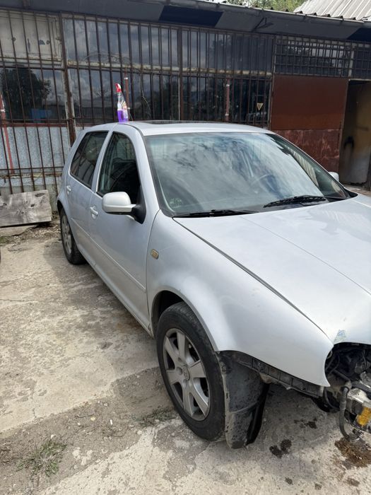 Голф 4 на части 2.0 бензин