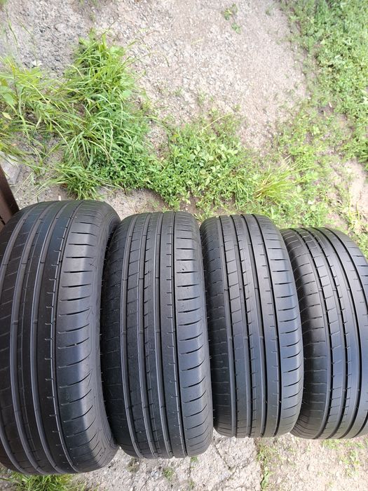 Продам шины. 255/55/19 гудиер