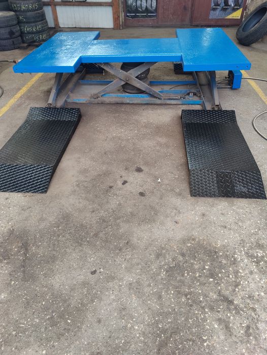 Elevator pneumatic vulcanizare