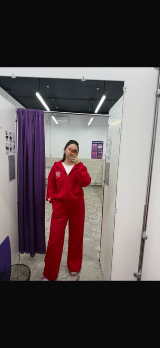 Продам спортивные костюмы