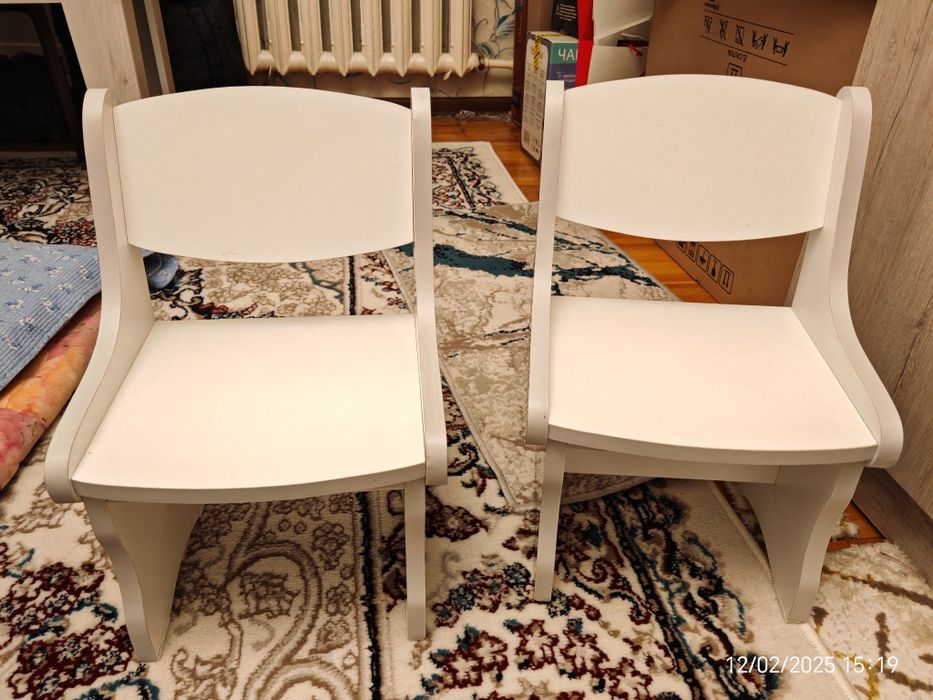 Продаются новые детские стулья