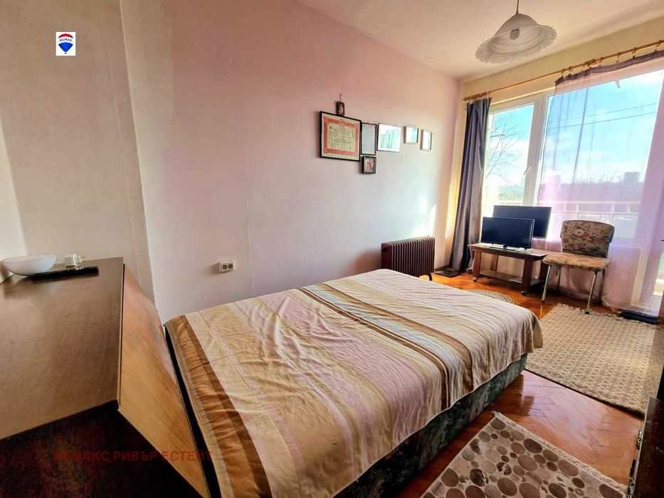 Продава се Двустаен апартамент в Русе, Здравец - 64 кв.м за 622 €/кв.м - Снимка #1