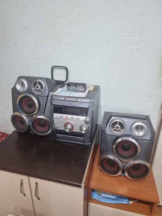 Продам музыкальный центр