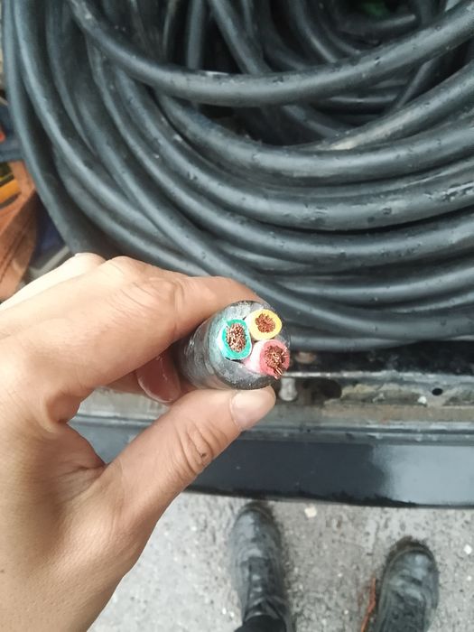 Стабелизатор напряжения