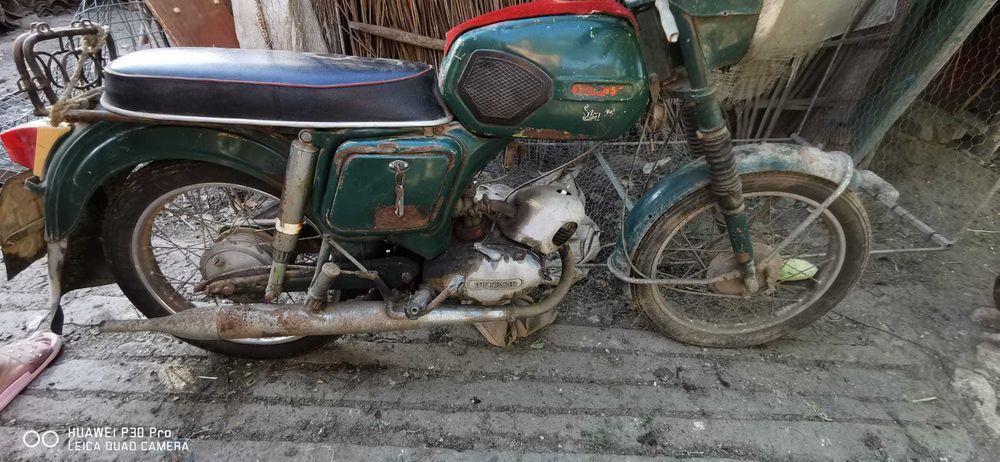 Motoreta mobra 50 super
