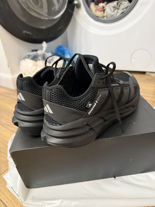 Adidas кроссовкалар