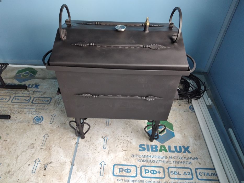 Продам новую коптильню