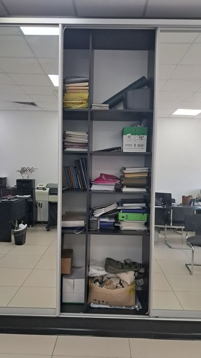 Продам шкаф для офиса