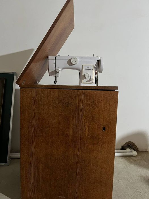 Швейная машина сотилади