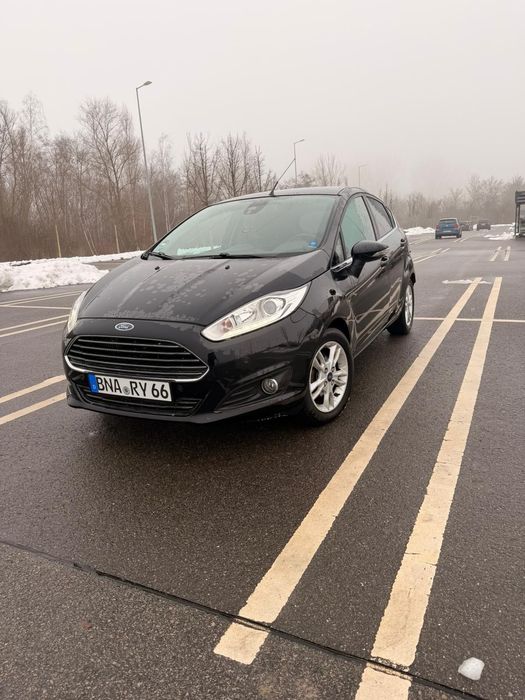 Vând Ford fiesta ecobust full option