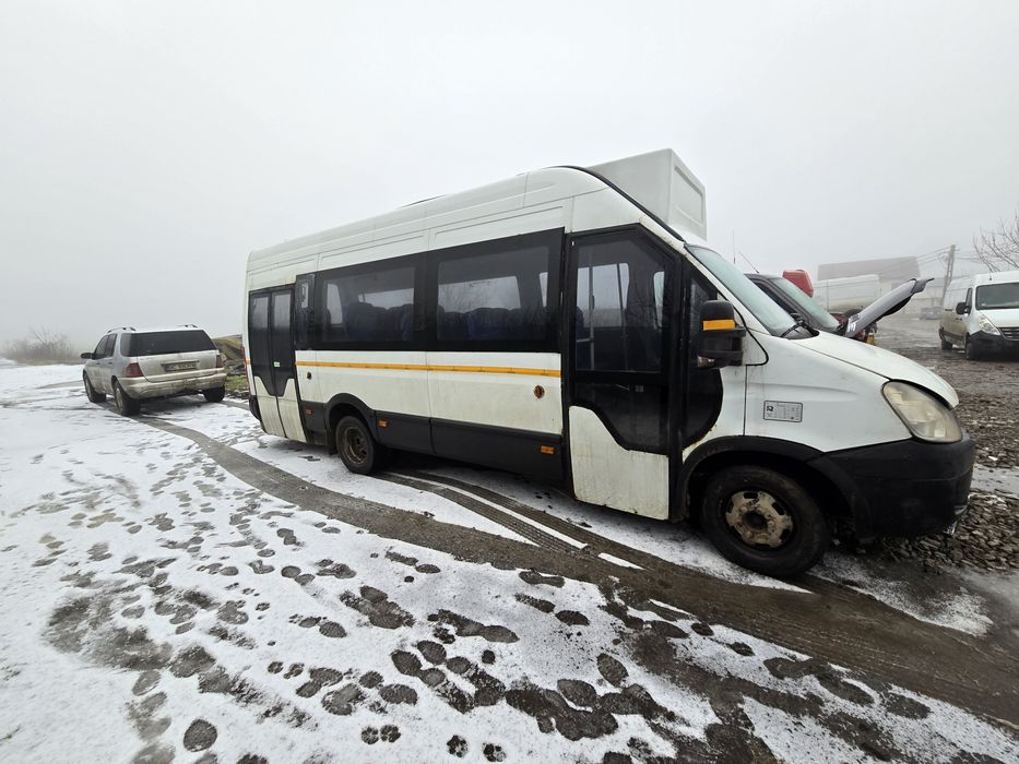 Cutie de viteză Iveco motor Iveco față completă Iveco portieră Iveco c