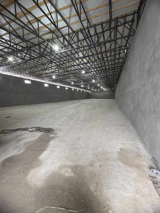 Райсентр Эшонгузарда Райгаз кўчада Склад ижарага берилади 800-кв