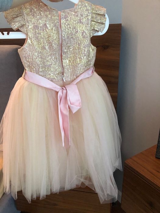 Платье для девочки 3-4 года