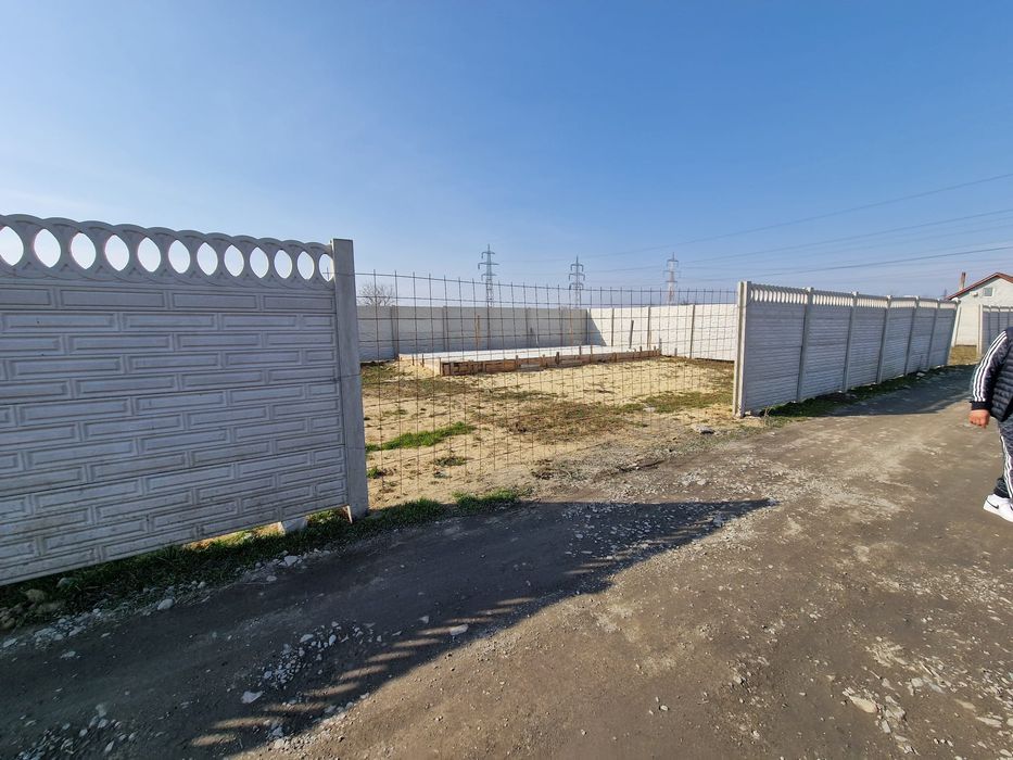 500 m.p. Albești, strada Marin Sorescu, utilități