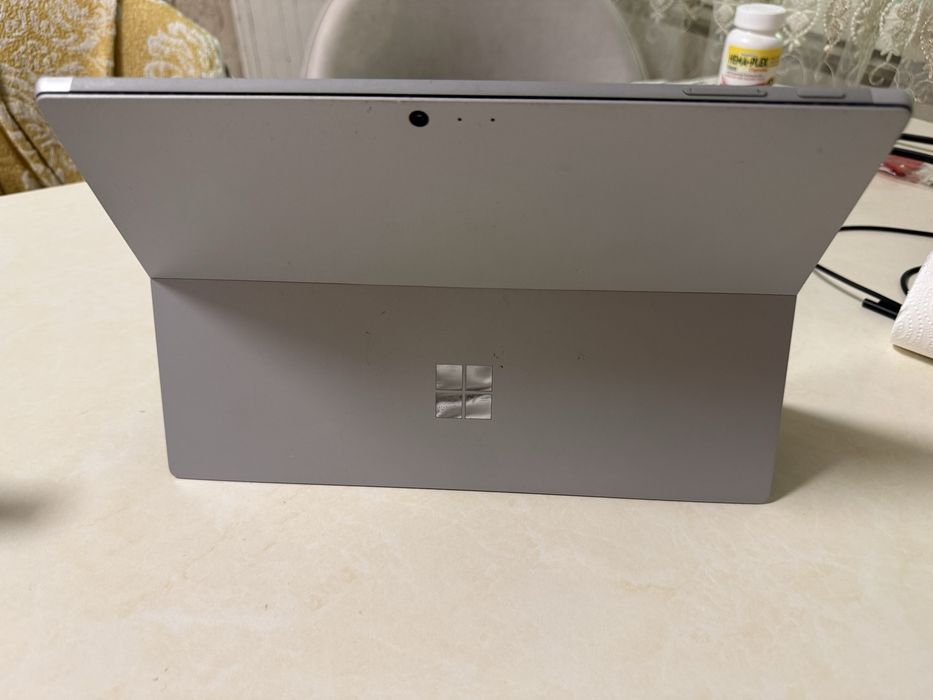 Surface windovs planshet