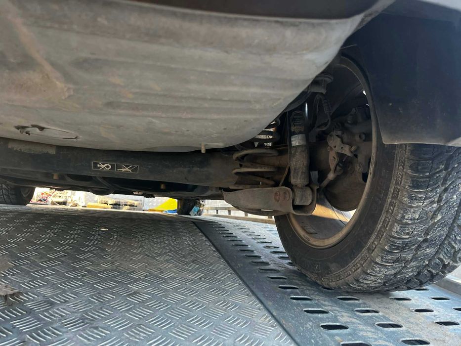 Продавам Peugeot 307 на части.