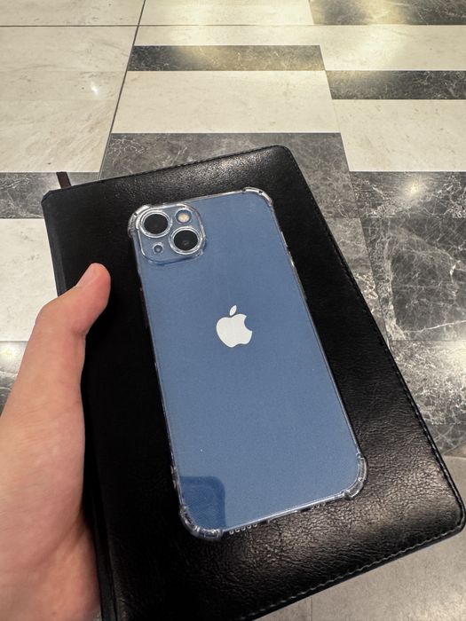 Продается Iphone 13