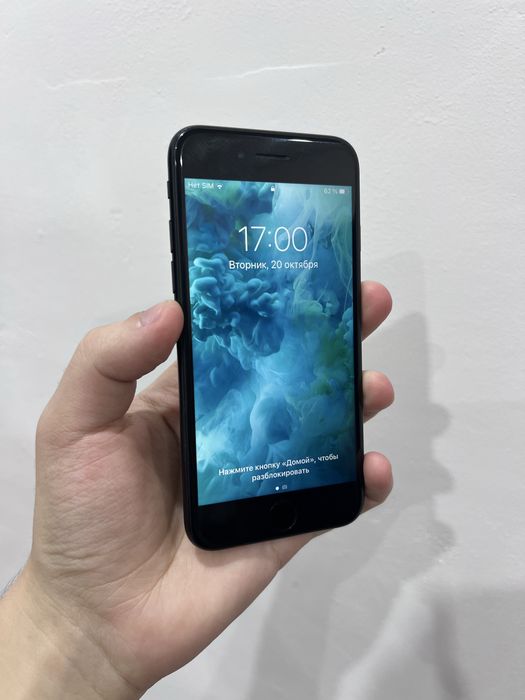 iPhone 7 , 32 ГБ