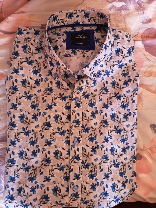 Чисто нова, ефектна риза "Теодор"