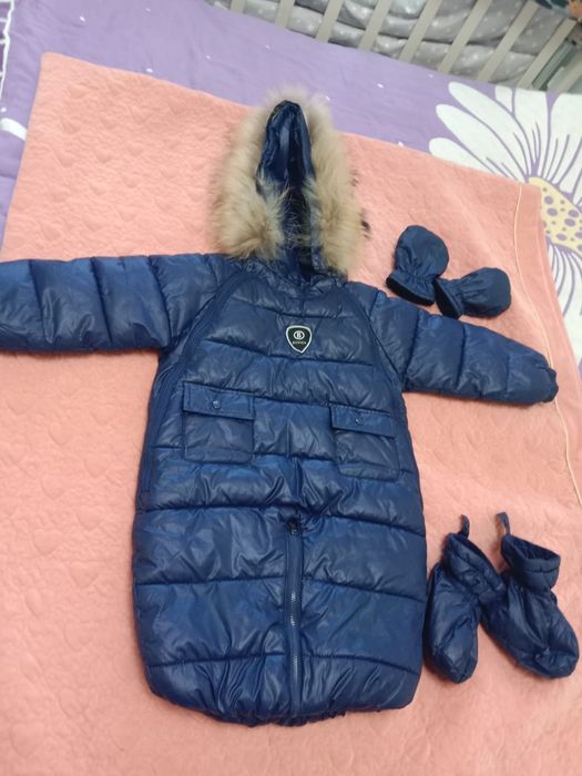 Продам комбинезон трансформер