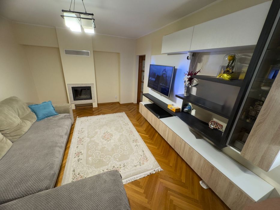 Apartament 3 camere de vânzare – zonă centrală (str. Ștefan Luchian)