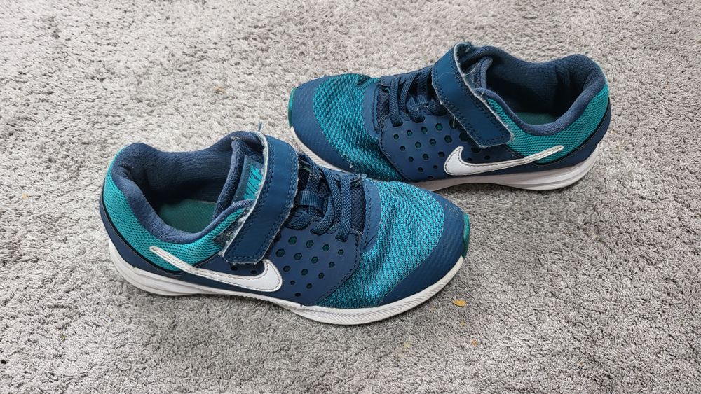 Adidasi Nike 31 turcoaz unisex