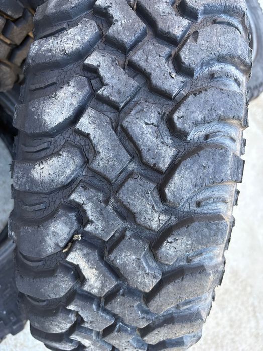 4-бр гуми 205/75/15 Forward Safari 540 200 €