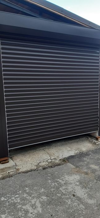 Rulouri de exterior aluminiu, folie transparenta și rulouri  interior