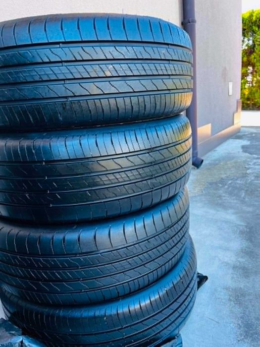 Летни гуми Goodyear 215/55/18  99V