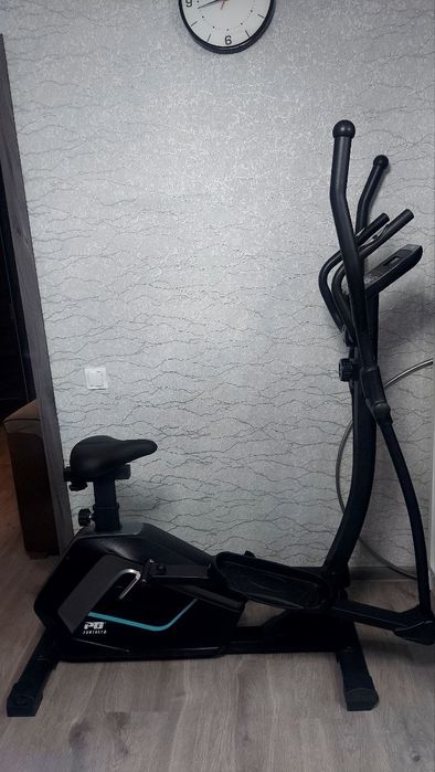 Тренажёр лыжи почти новый