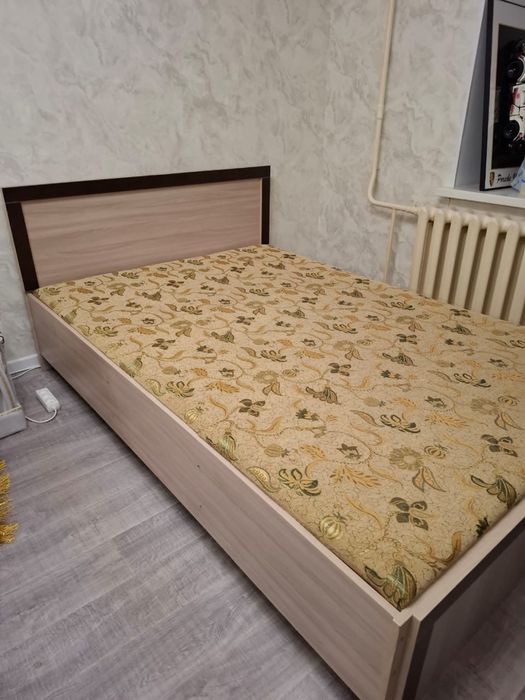 Продам кровать в хорошем состоянии