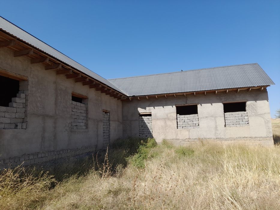 Бозарық 2 бітпеген үй сатылады