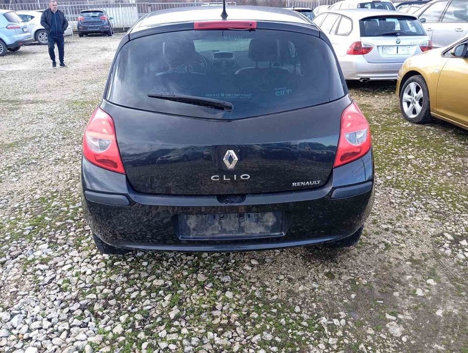 Renault clio 1.4 16v 2008г 98кс за части
