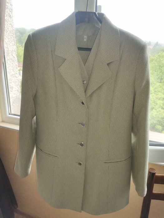 Дамски костюм 3 части