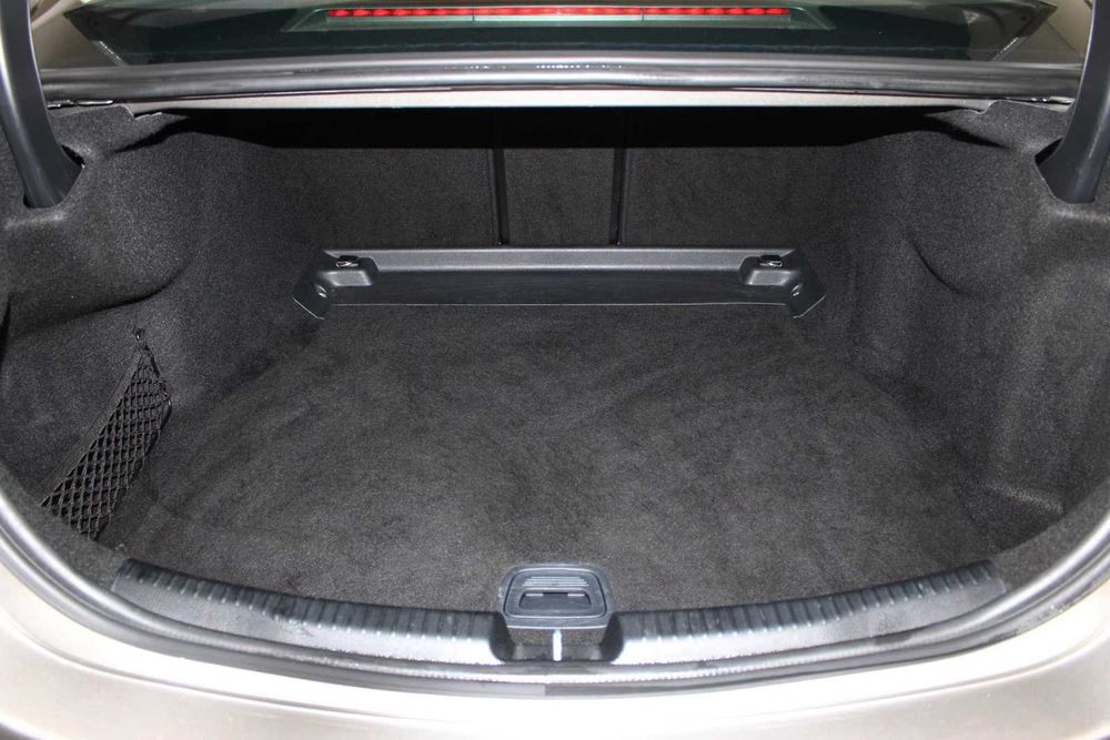 Mercedes-Benz C 200 4-MATIC Hybrid