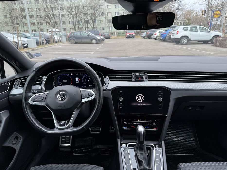 VW Passat B8.5 2.0 TSI 3xR Line Face 94000км