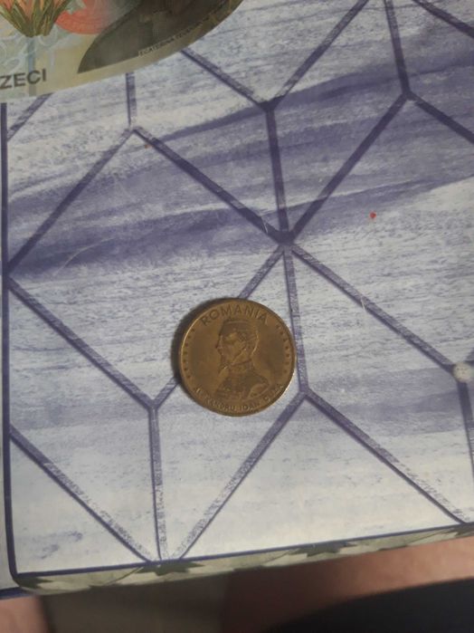 Vand moneda de 50 lei cu chipul lui Alexandru Ioan Cuza din anul 1991.