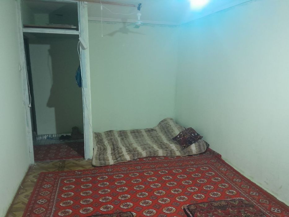 Чирчик 3 м/р 1х 3этаж Нархи 20500$ Бош толов ва паспорт билан Ипотека