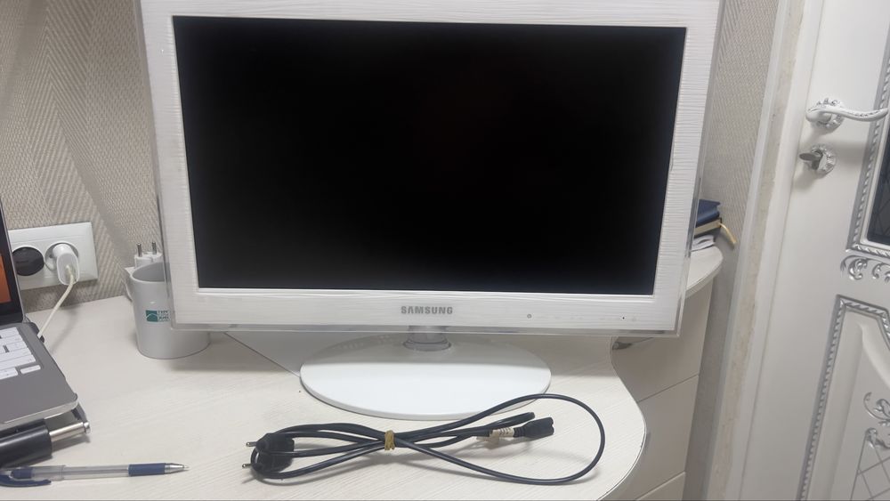 Продам Телевизор Samsung