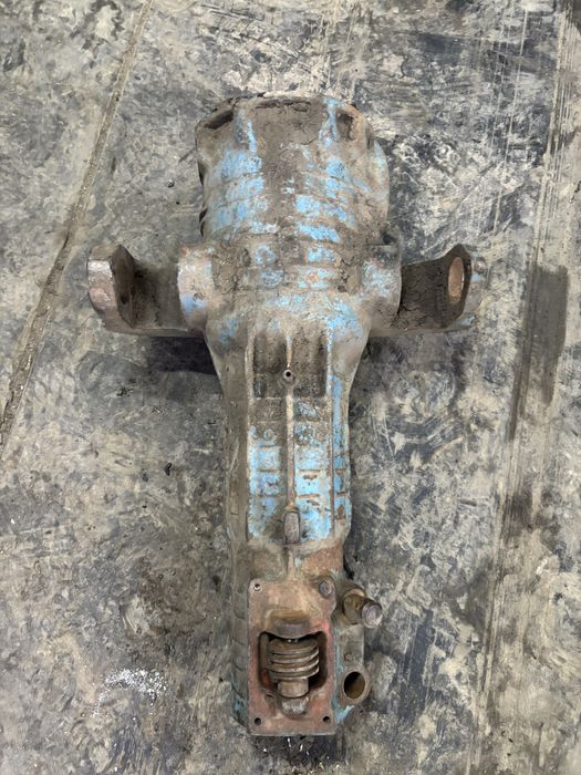 Корпус переднего моста мтз