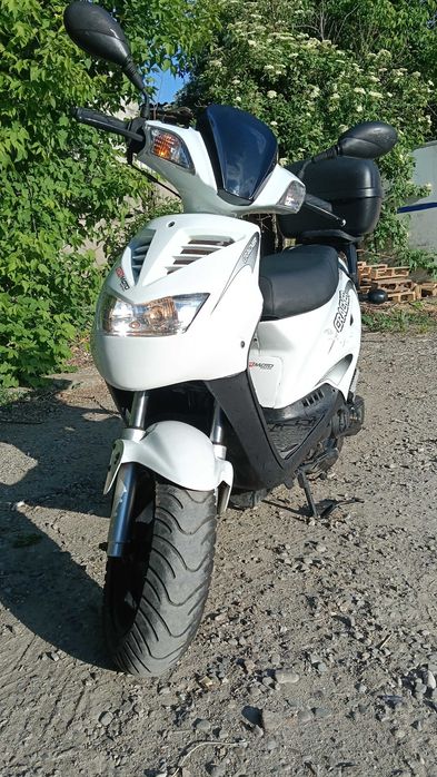 Scuter KSR MOTO de vanzare