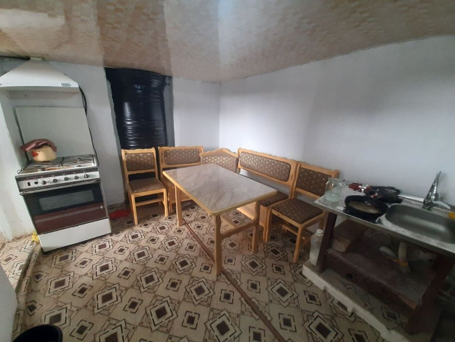 Амударьё тумани Мангит шахри Нажмиддин Кубро 2-7 уй соти