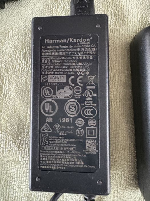 Incarcatoare Harman Kardon 19 v 2 A