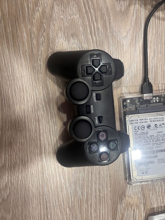 Ps2 slim c FreeMcBoot +320gb хардиск + безжичен джойстик + общо 63 игр