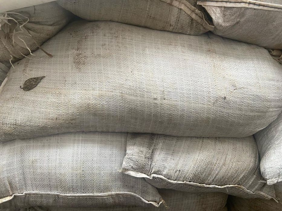 Отборный говяжий навоз